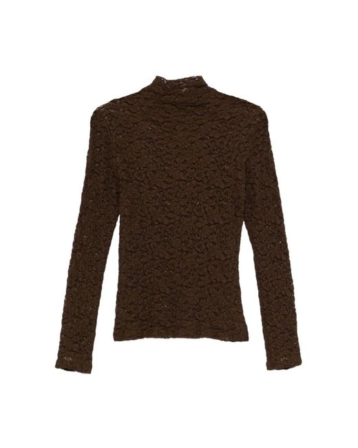 Seventy Turtlenecks in het Brown