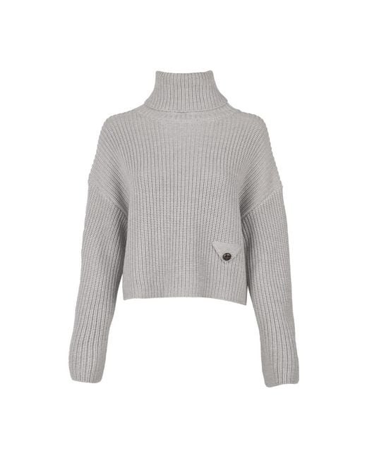 Turtlenecks March23 de color Gray