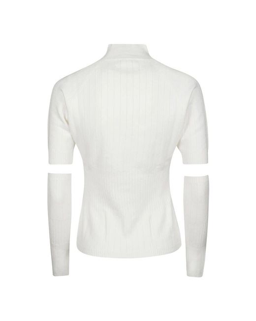 Turtlenecks hinnominate de color White