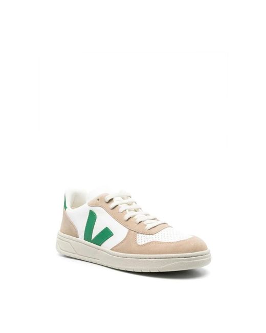 Veja V-10 Chromefree Leather Sneakers in het Green