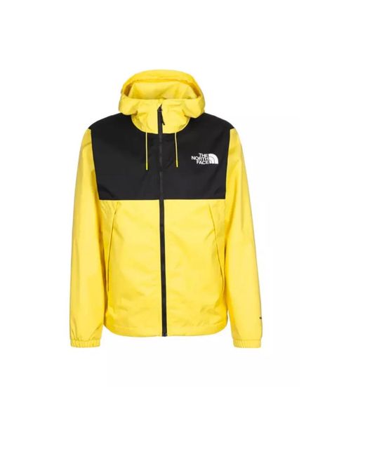 Wind Jackets The North Face de hombre de color Yellow