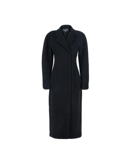 Double-Breasted Coats di Jacquemus in Black