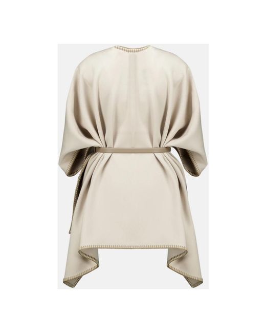 Capes Max Mara de color Natural