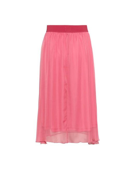 Saint Tropez Midi Skirts in het Pink