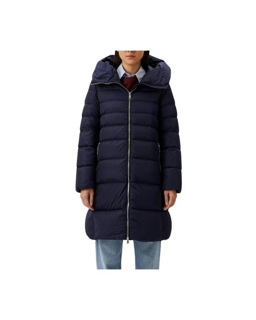 Add Parkas in het Blue