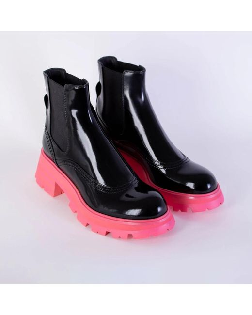 McQueen Blue Elegant Leather Chelsea Boots With Unique Flared Sole