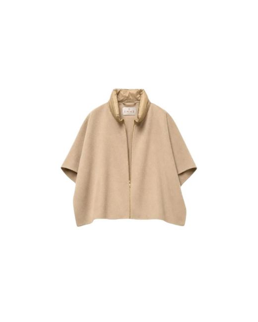 Marella Jassen Capes in het Natural