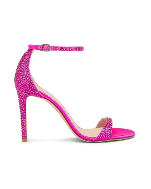 Stuart Weitzman Nudist Shine 100 Sandal in het Pink