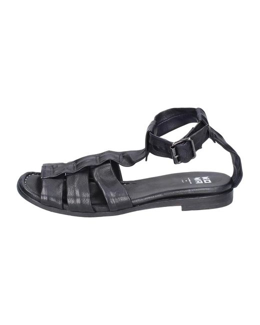Moma Black Flat Sandals
