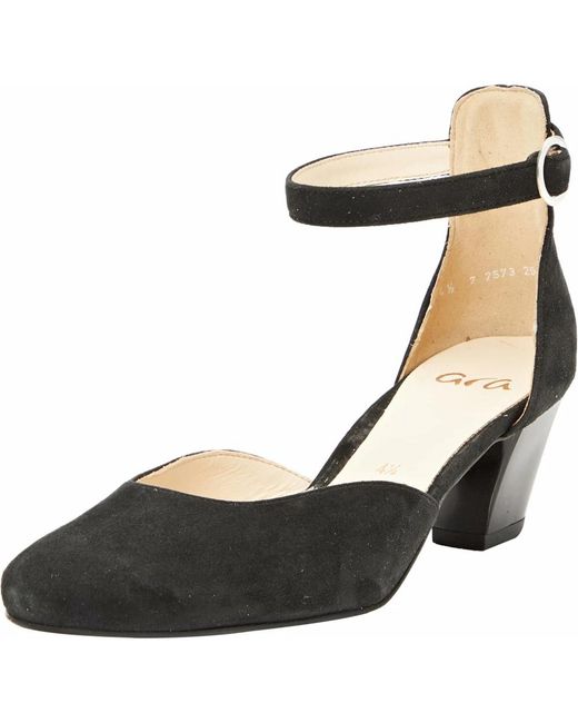 Ara Black Pumps
