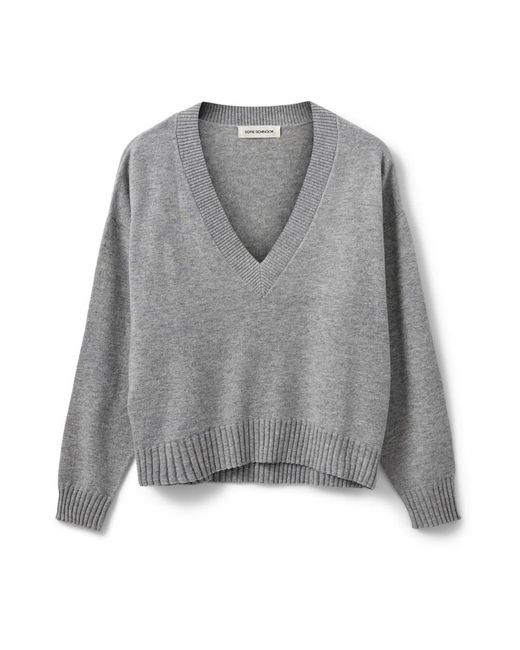 V-Neck Knitwear Sofie Schnoor de color Gray