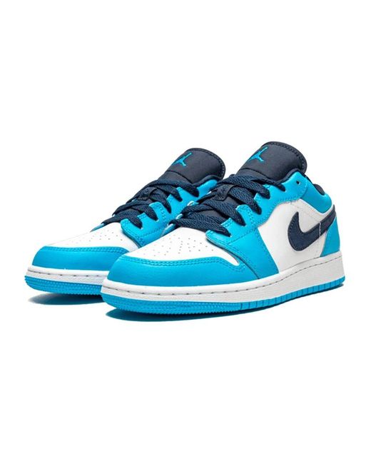 Sneakers di Nike in Blue