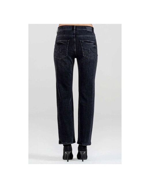 Slim-Fit Jeans di AG Jeans in Blue