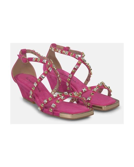 Alma En Pena. Purple High Heel Sandals