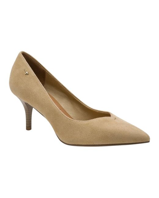 Tamaris Metallic Pumps