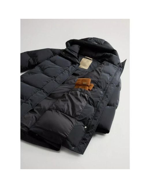 Down Coats Woolrich de color Black