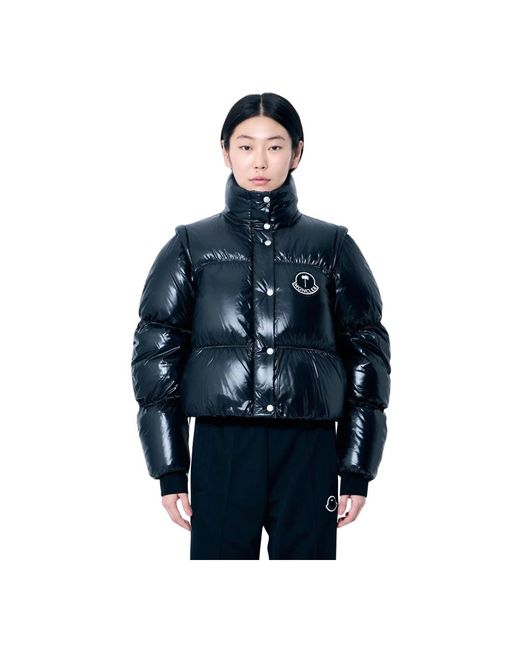 Down Jackets di Moncler in Blue