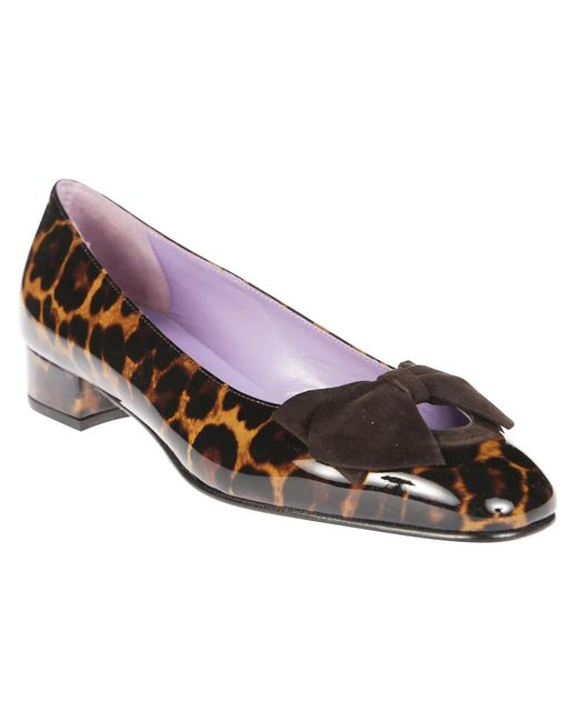 Pumps di CAREL PARIS in Brown