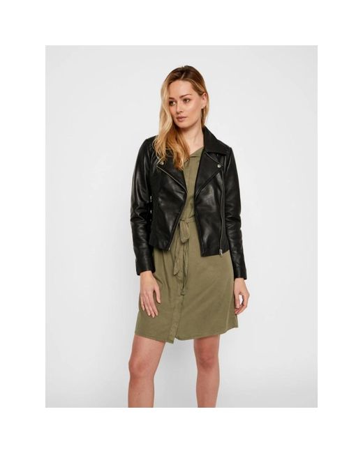 Leather Jackets Pieces de color Black