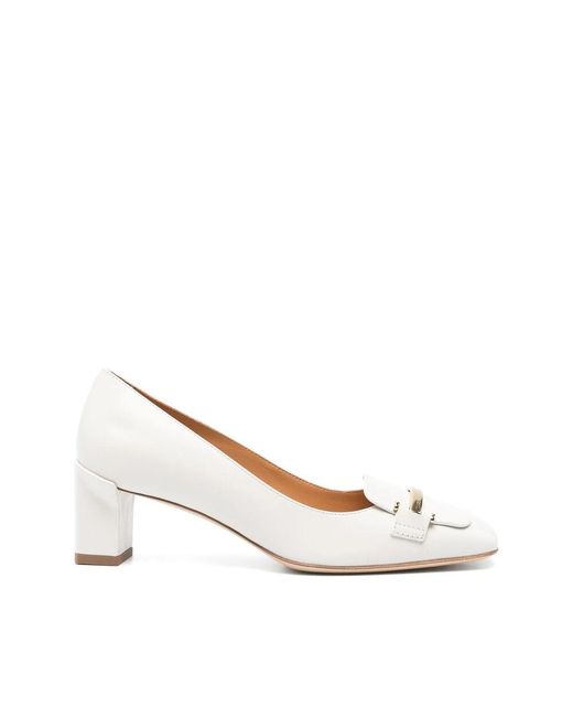 Tod's Schoenen ,Wit Square Toe Low Block Heel in het White