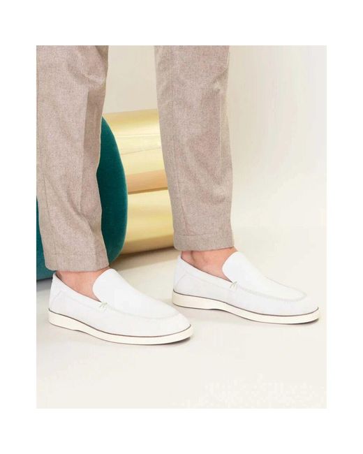 Loafers di Atelier Verdi in White da Uomo