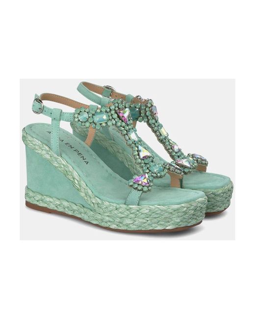 Wedges Alma En Pena. de color Green