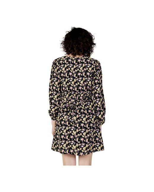 Vestido floral cuello en v manga larga Jacqueline De Yong de color Black