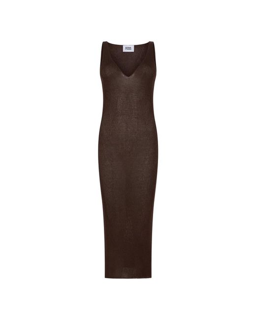Knitted Dresses Alpha Studio de color Brown