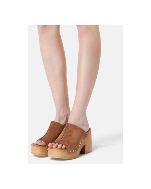 L37 Rustic Rambles Heeled Mule in het Brown