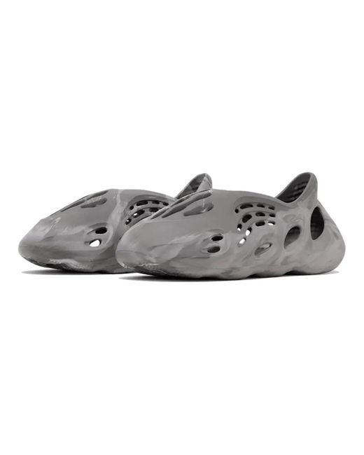 Shoes > sneakers Yeezy pour homme en coloris Gray