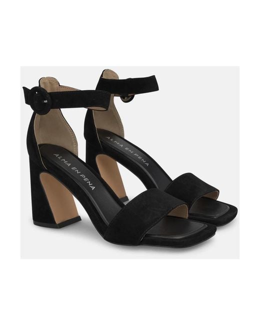 Alma En Pena. Black High Heel Sandals