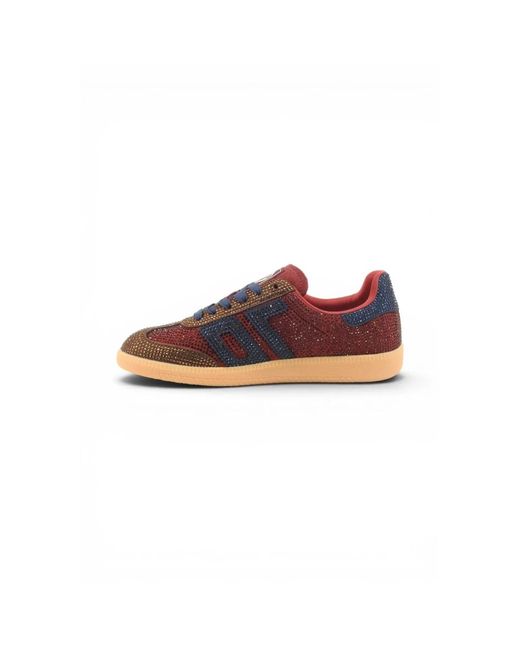 Back70 Red Sneakers