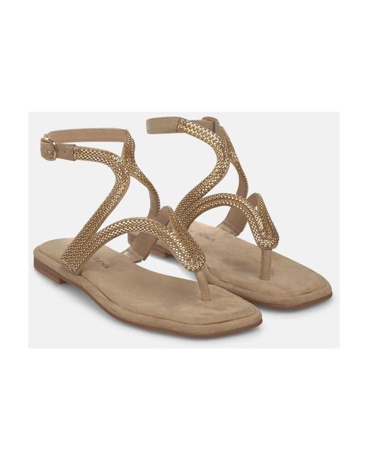 Alma En Pena. Metallic Flat Sandals
