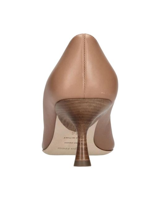 Sergio Rossi Natural Pumps
