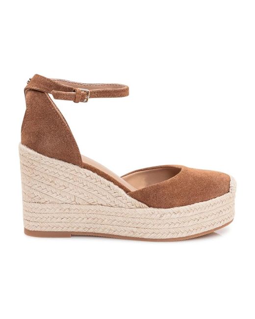 Boss Brown Wedges
