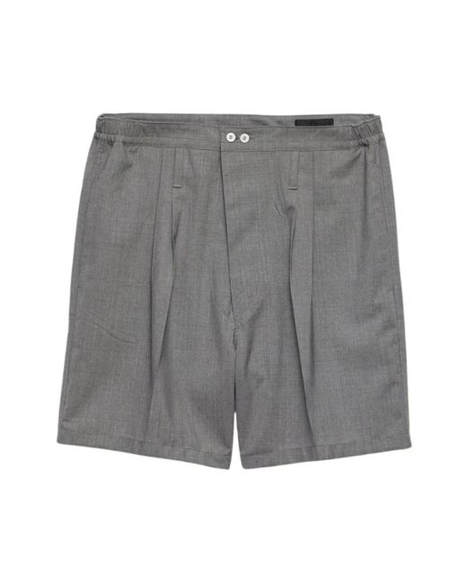 Casual Shorts Prada de hombre de color Gray