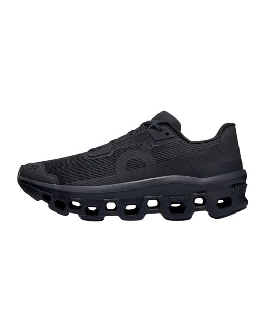 Running Shoes di On Shoes in Blue