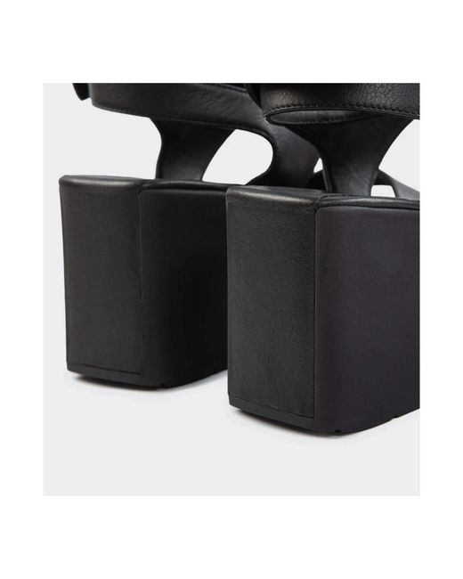 Vic Matié Black Wedges