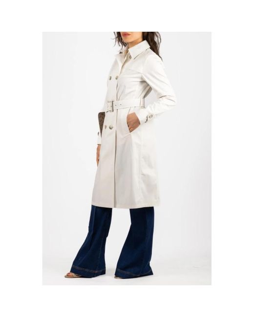 Herno Double-Breasted Trenchcoat in het White