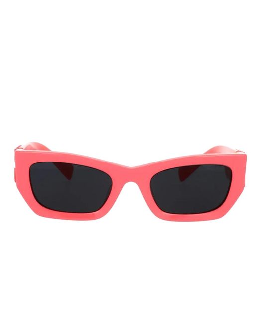 Miu Miu Elegante Rechthoekige Zonnebril Met Oversized Armen in het Red