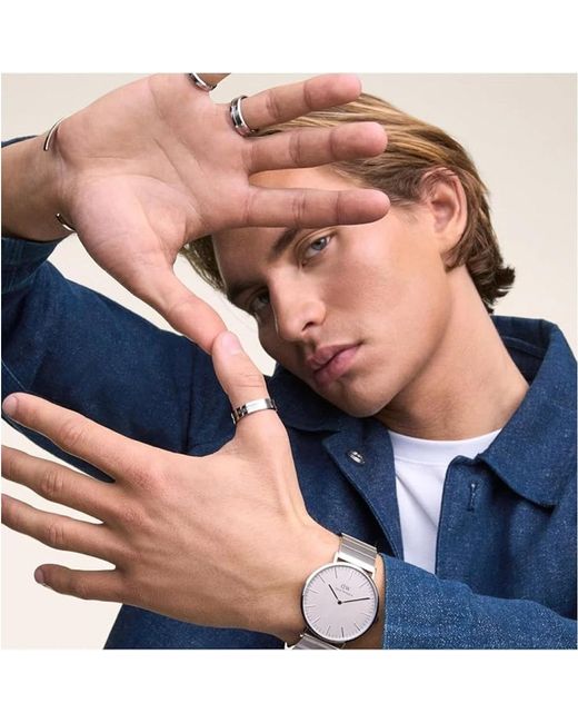 Daniel Wellington Metallic Watches for men