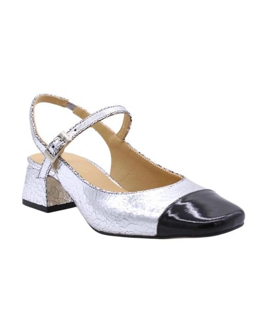 CTWLK Metallic Pumps