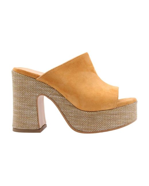 Heeled Mules di Nando Neri in Brown