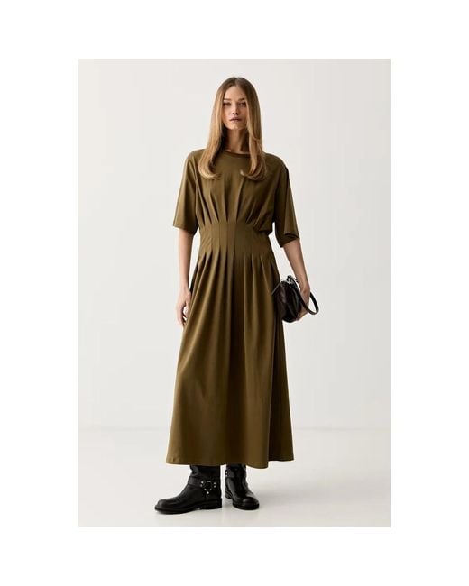 Maxi Dresses Gestuz de color Green