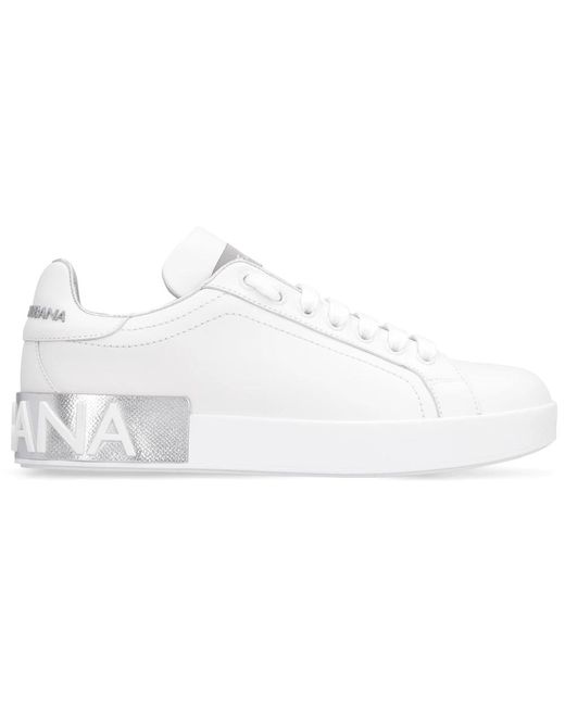 Sneakers basse in pelle metallizzata di Dolce & Gabbana in White