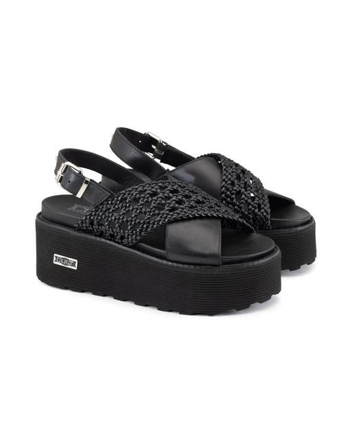 Cult Black Wedges