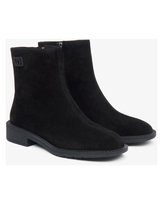 ESTRO Black Ankle Boots