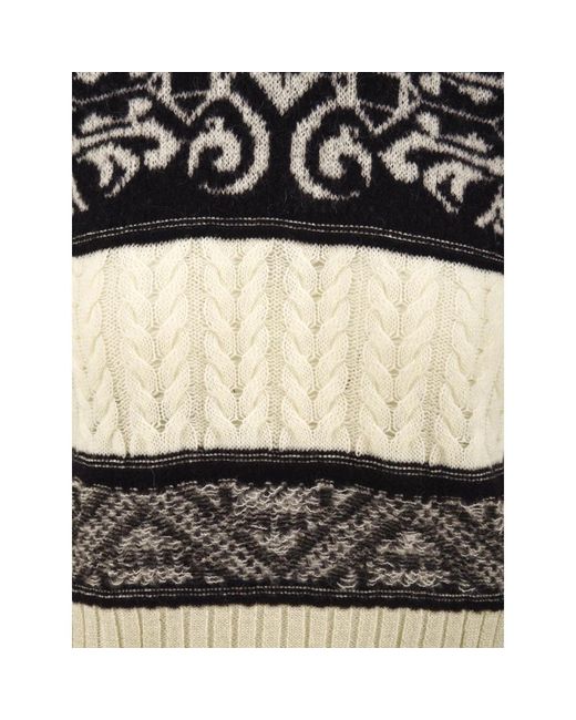 Akep Black Round-Neck Knitwear