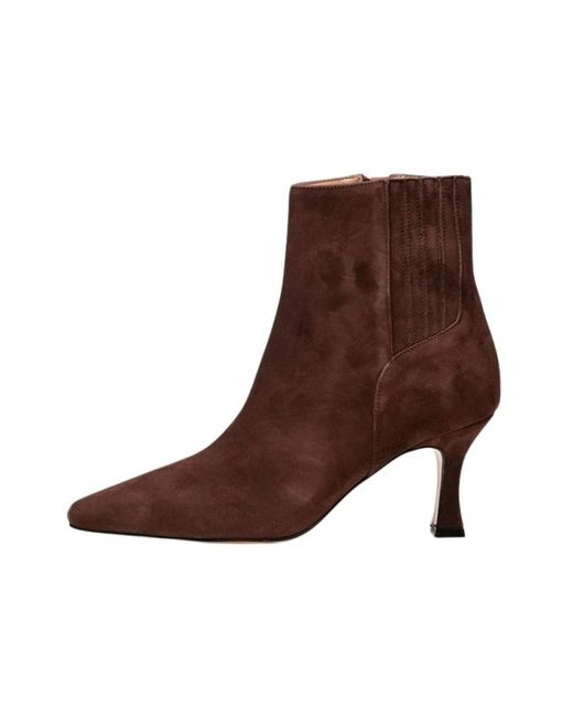 Heeled Boots Poche Paris de color Brown