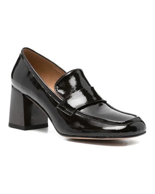 Linda Baumann Black Pumps